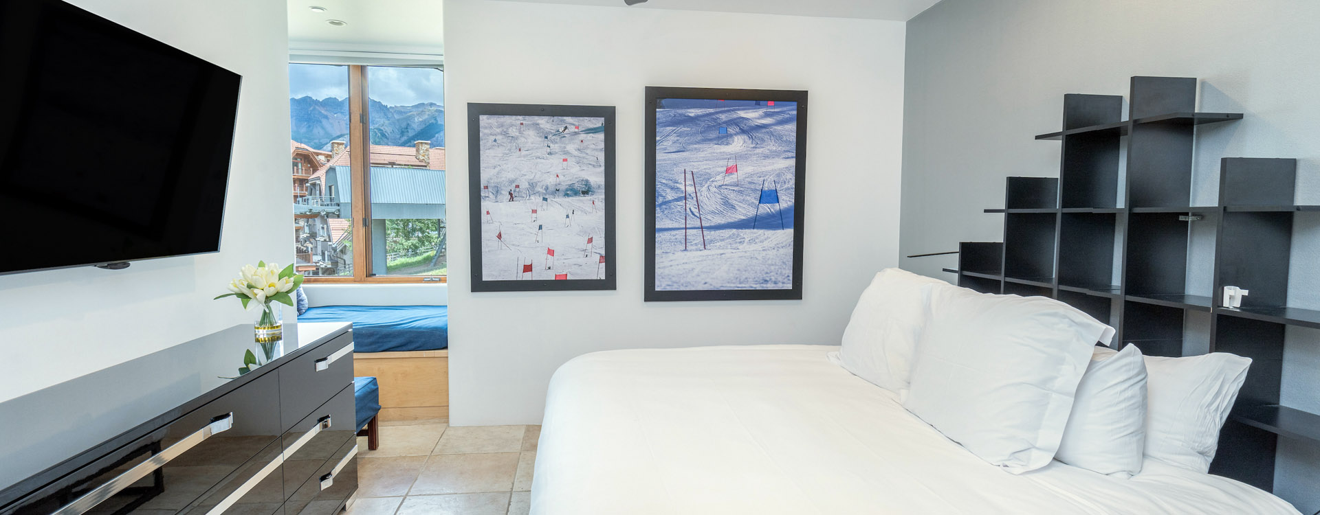 6.0_Sunshine_Outlook_Mountain_Village_Bedroom2