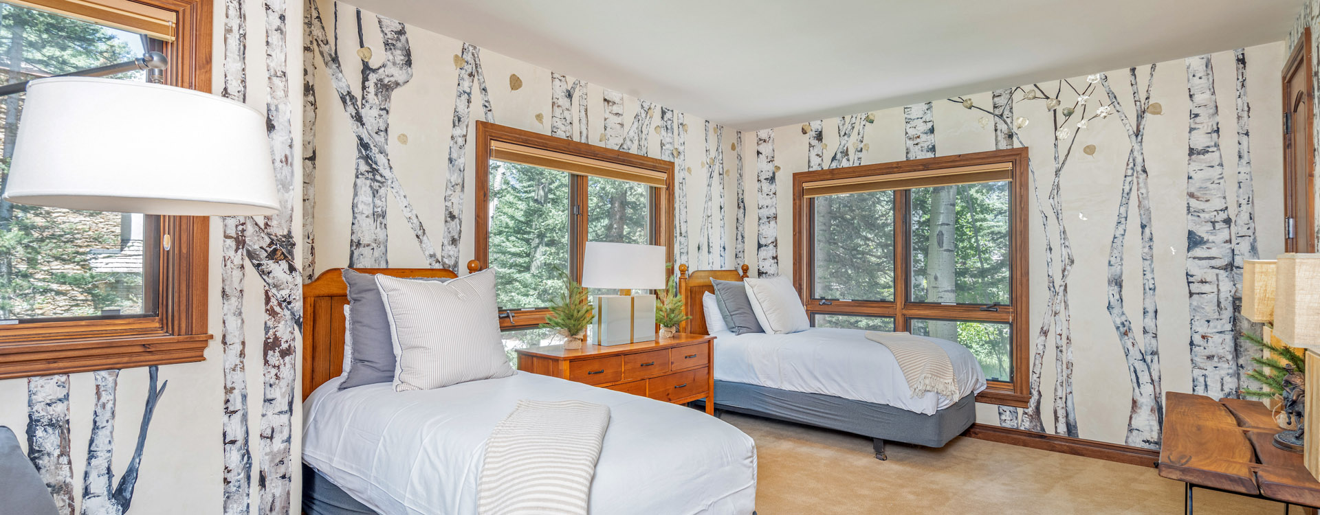 7.0_Aspen_Grove_Villa_Mountain_Village_Bed2