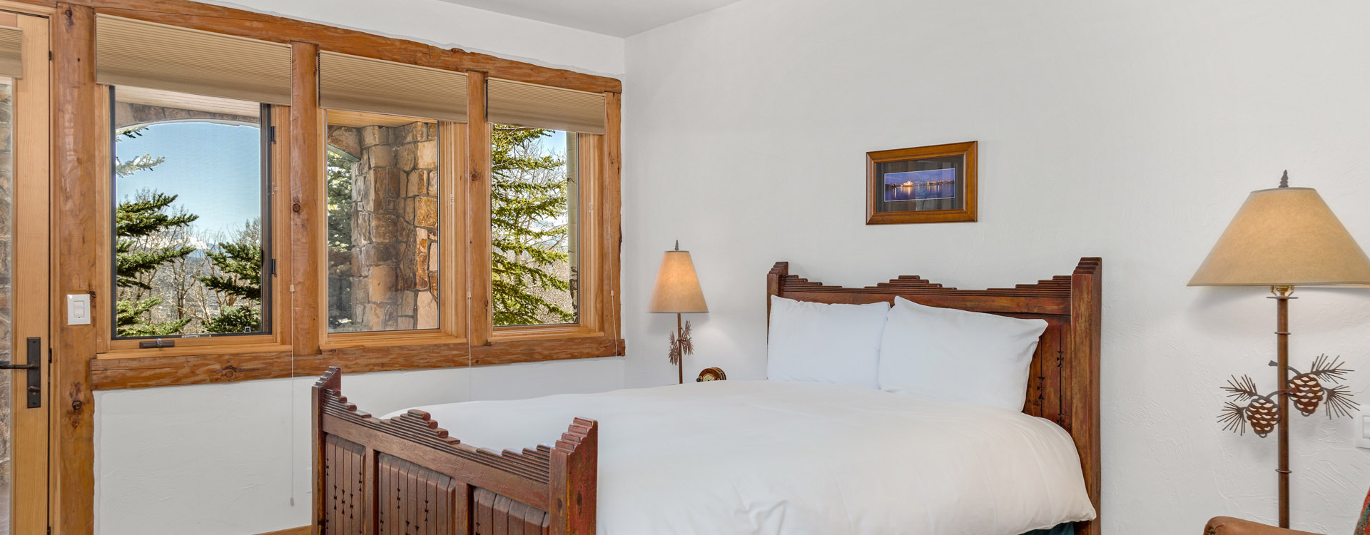 8.0-Campbell-Peak-Retreat-Remote-Telluride-Guest-Suite2-1