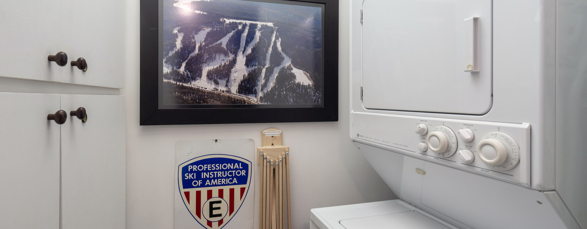 8.0_Sunshine_Outlook_Mountain_Village_Laundry_Room