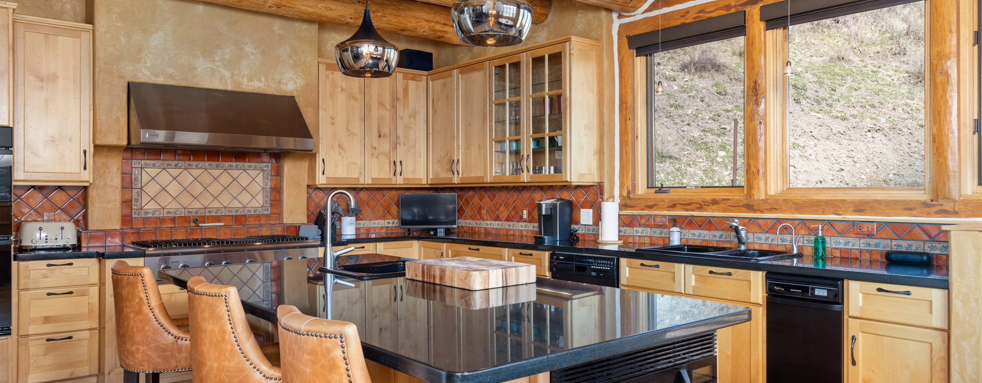 Campbell-Peak-Retreat-Remote-Telluride-Kitchen-1