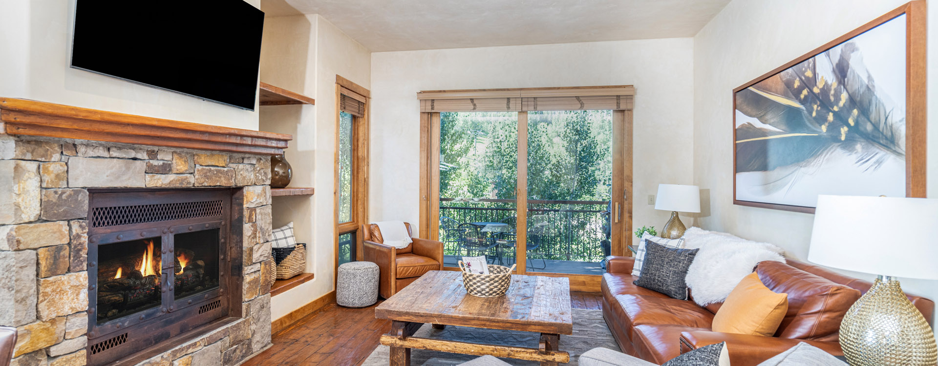 1.1-terraces-1301-telluride-vacation-rental-Living-room1