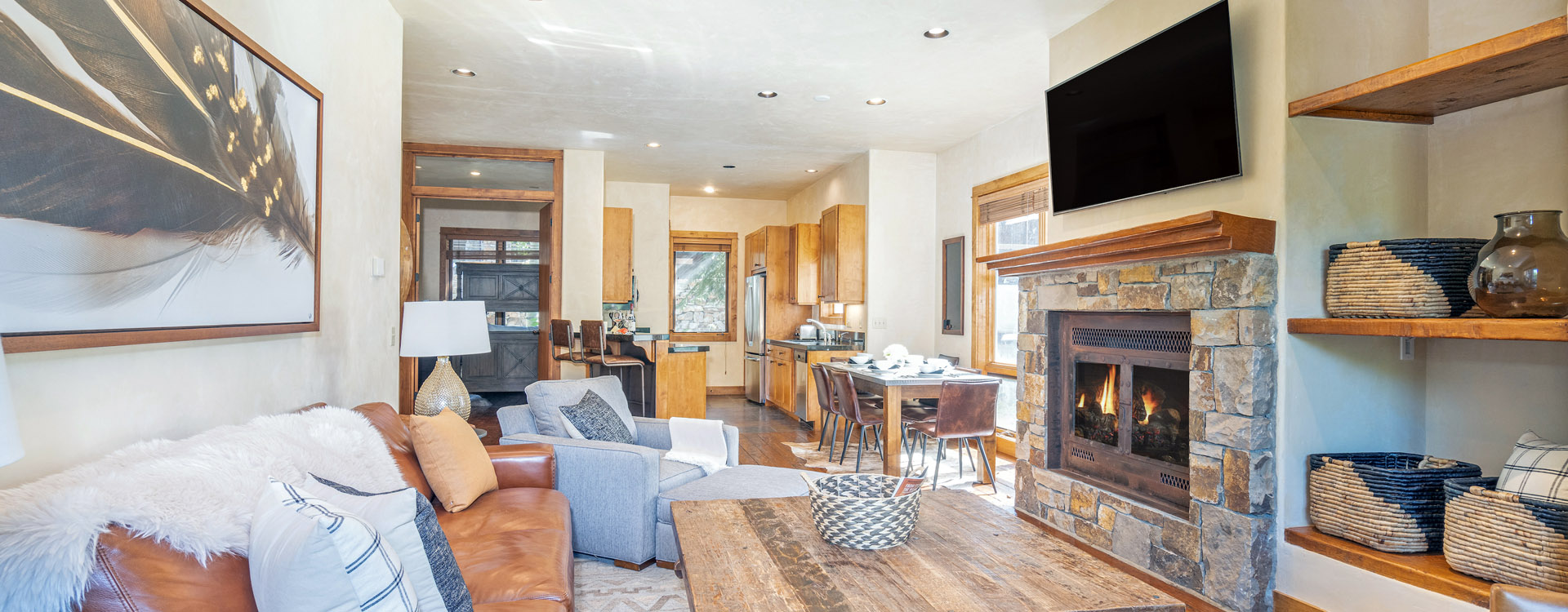 1.4-terraces-1301-telluride-vacation-rental-living-room-3