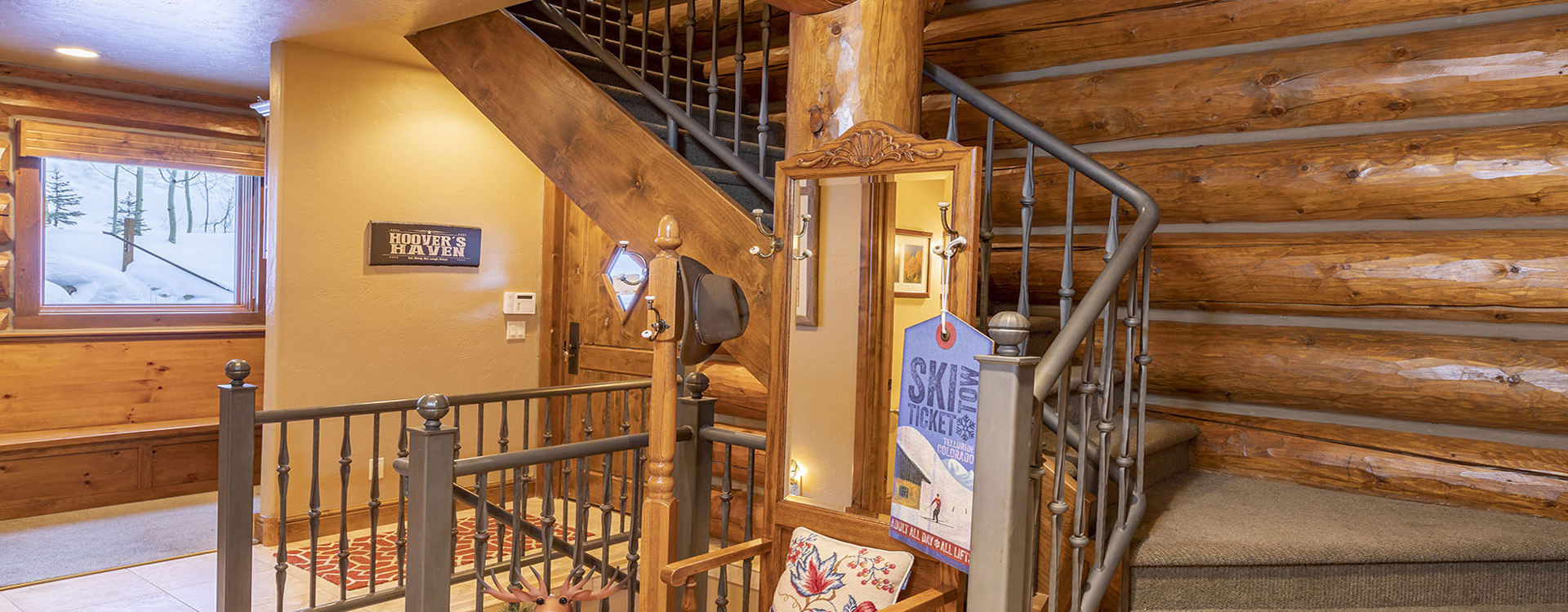 11-bearpaw-manor-telluride-entrance-stairs