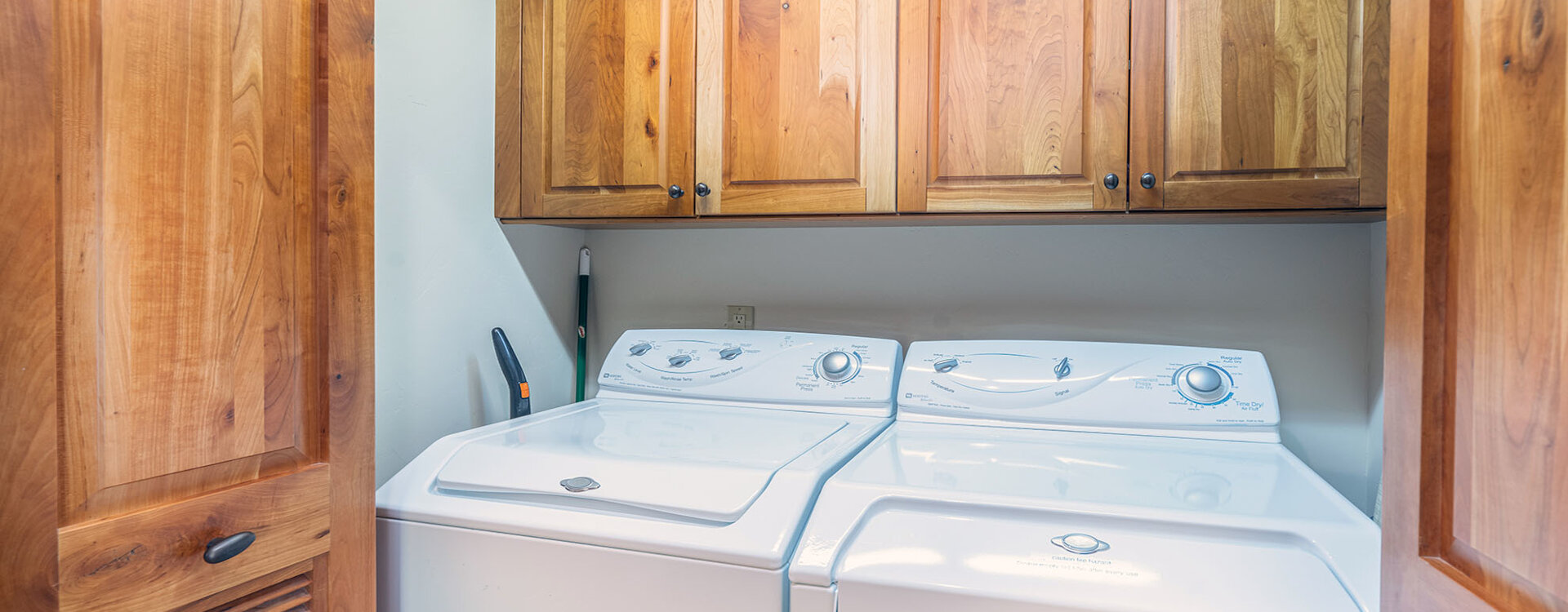 11-aspen-ridge-mountain-village-laundry