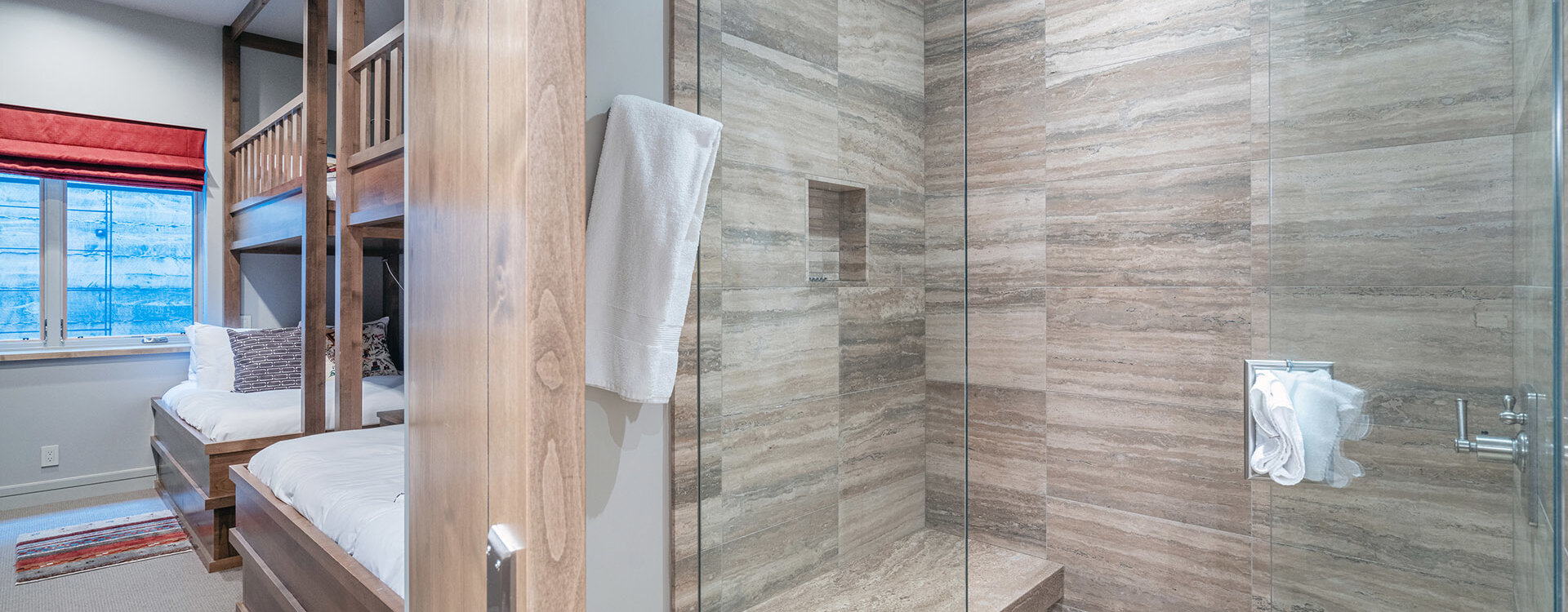12.2-129-rocky-rd-mountain-village-bunk-room-bath2