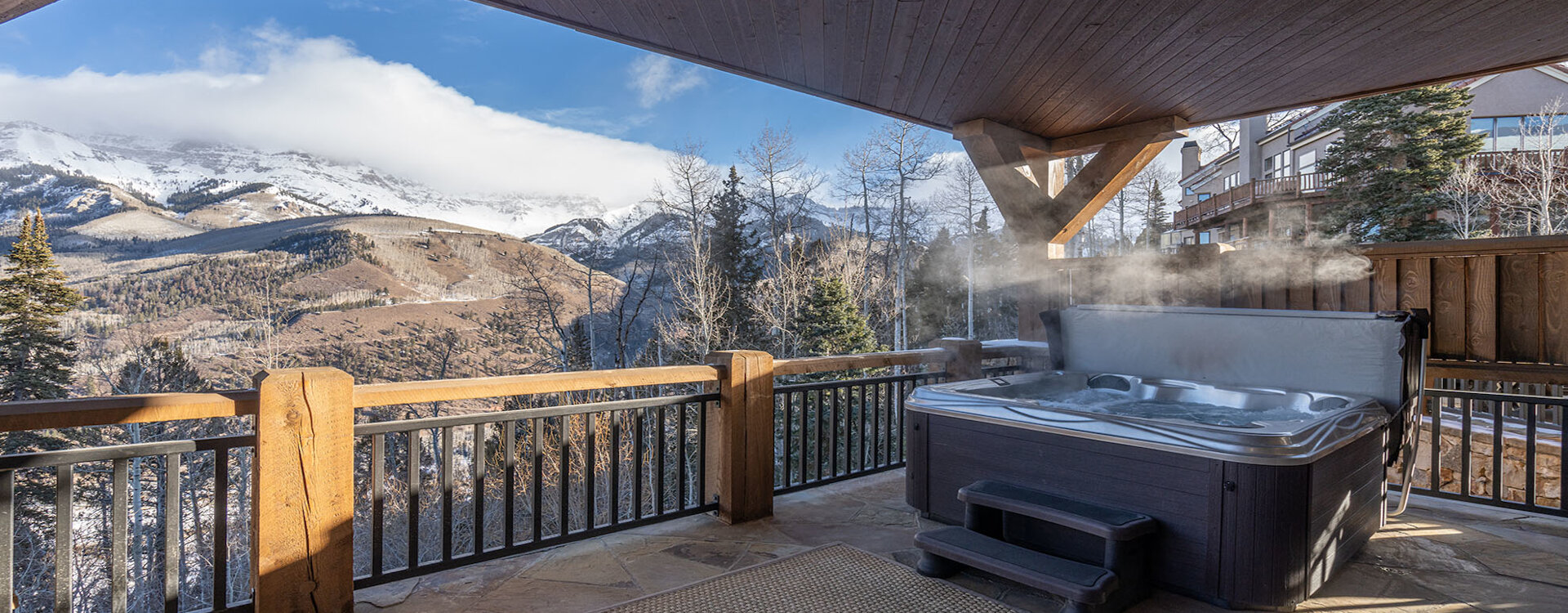 2.0-see-forever-121-mountain-village-hot-tub1