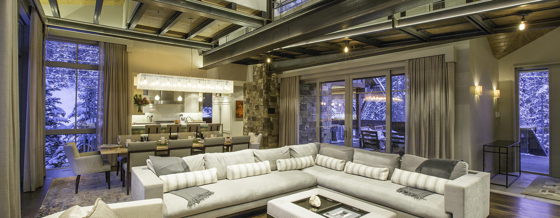 2.02-129-rocky-rd-mountain-village-living-room-rev-eve