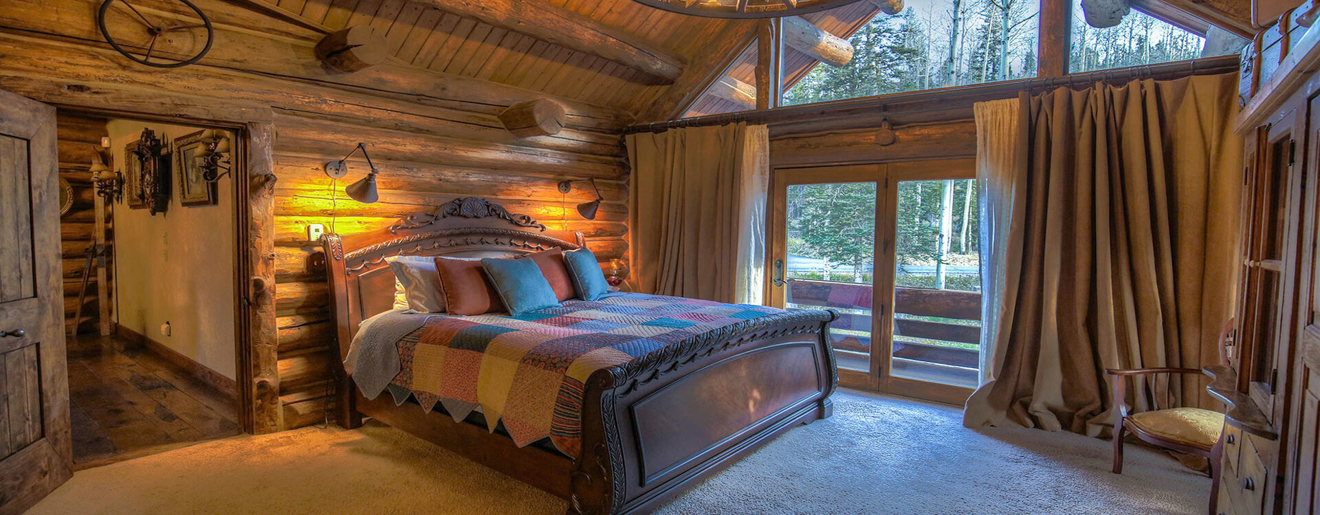 29-telluride-castlewood-guest-bedroom-6-reverse