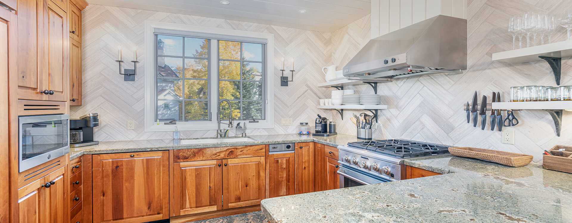 3.2-aspen-ridge-mountain-village-kitchen1