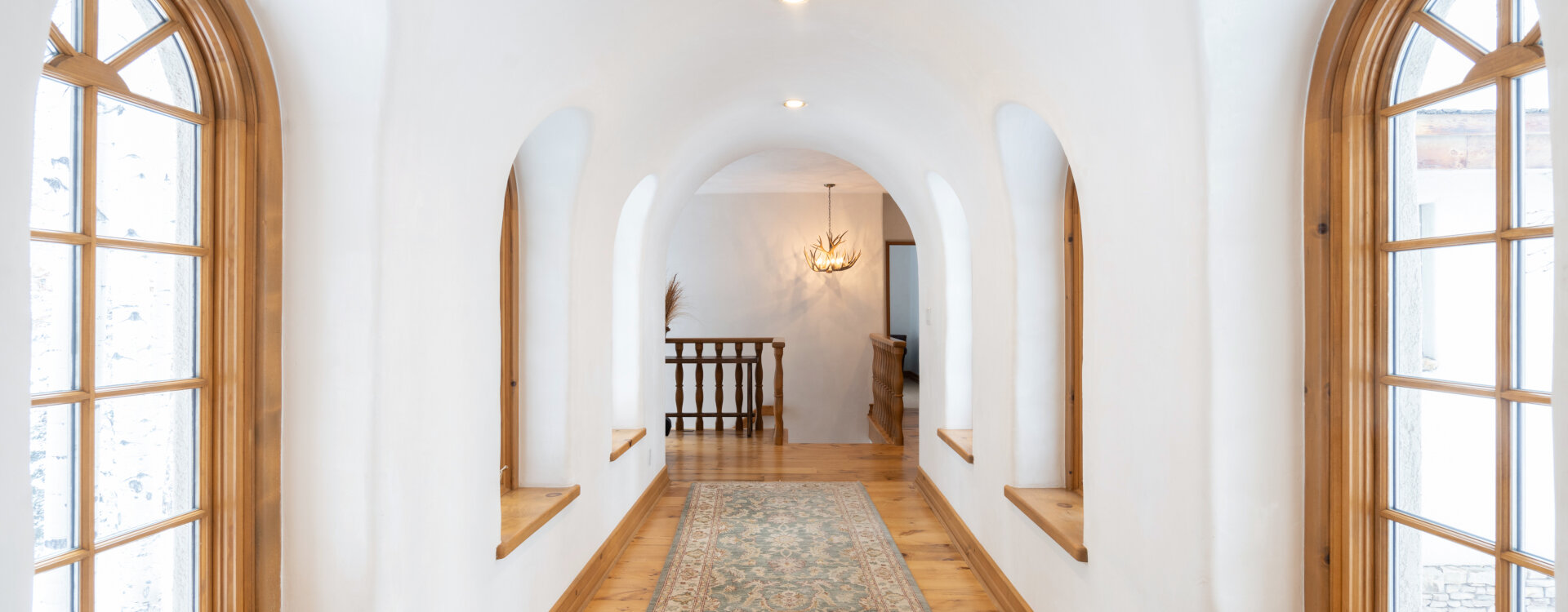 1.15-telluride-founders-retreat-hallway