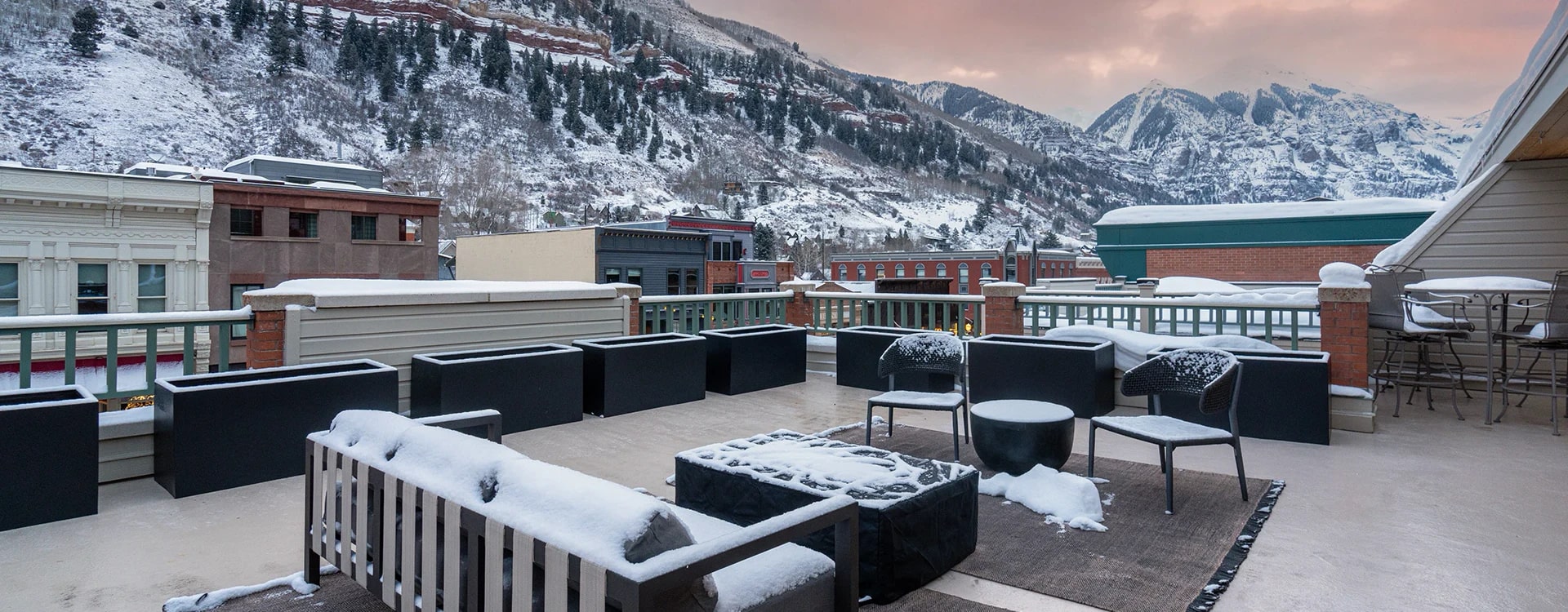 4.3-telluride-heritage-penthouse-rooftop1.webp