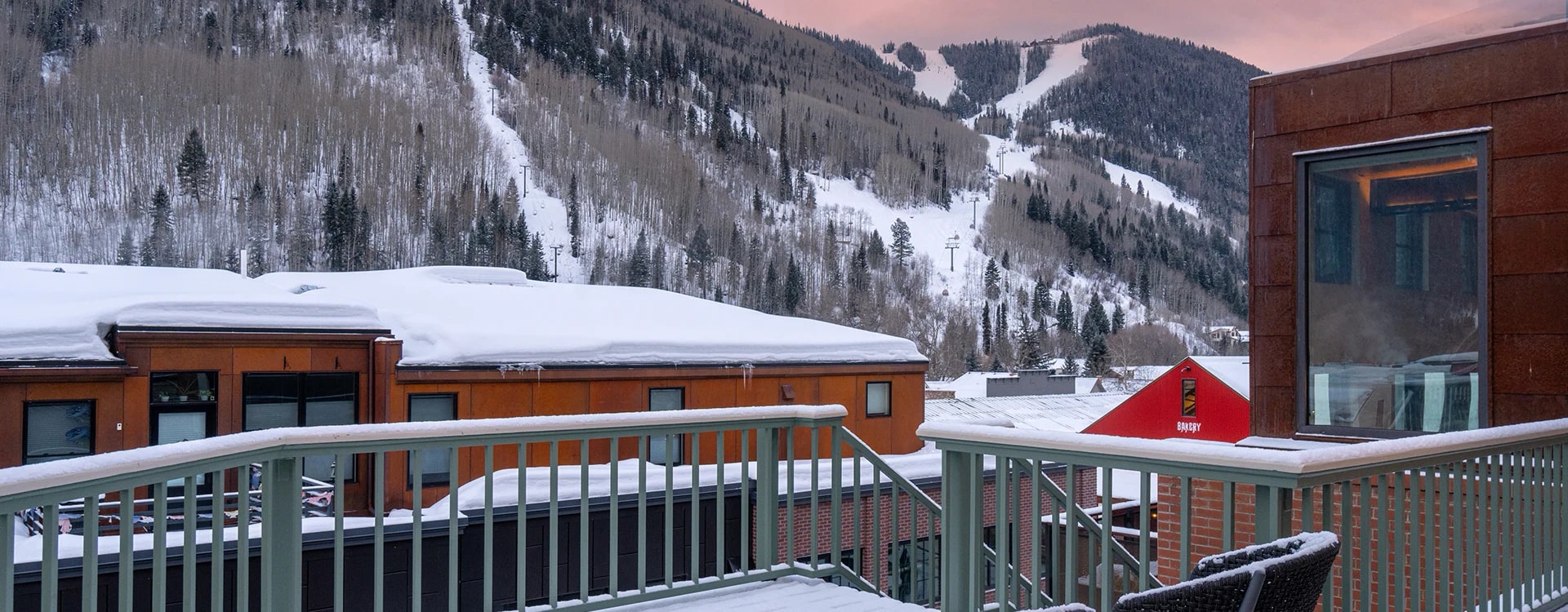 4.5-telluride-heritage-penthouse-rooftop10.webp